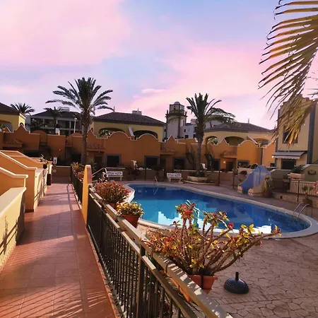 La Plantacion Del Sur Apartments El Duque Beach * アデヘ